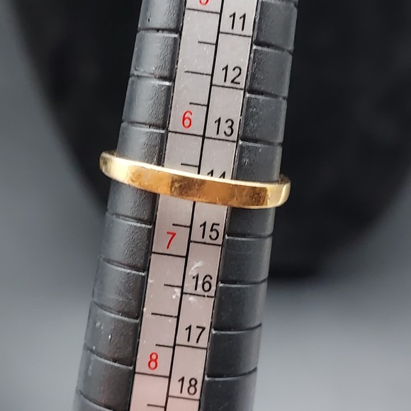 Vintage Costume Jewelry Ring 18KHGE Black Rhinestone Size 6.5 - Picture 3 of 13